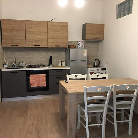 La Casa Nell'Antico Cortile Leilighet CTA Eksteriør bilde